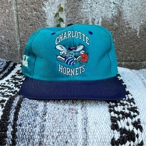 90s Charlotte Hornets snap back cap